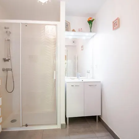 شقة Le Tranquille Au Coeur De La *