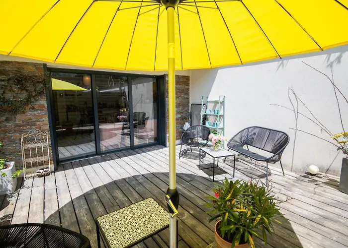 Le Tranquille Au Coeur De La Тур